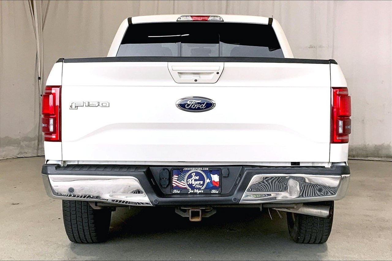 Used 2017 Ford F150 Lariat w/ Equipment Group 501A Mid RWD image 4