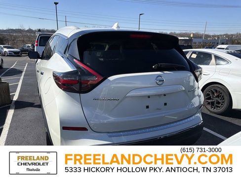 Used 2019 Nissan Murano Platinum w/ Cargo Package image 3