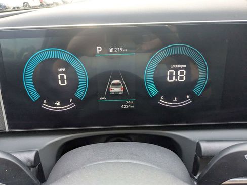 Used 2025 Hyundai Santa Cruz SEL FWD image 30