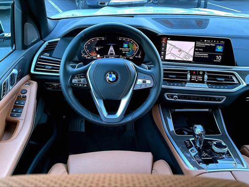 Certified 2023 BMW X5 xDrive40i w/ Executive Package image 5