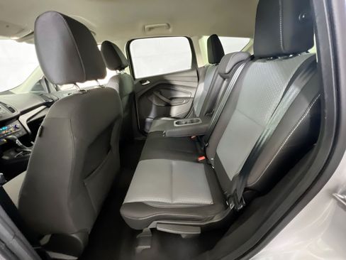 Used 2017 Ford Escape SE w/ SE Cold Weather Package AWD/4WD image 23