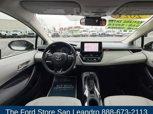 Used 2021 Toyota Corolla LE FWD image 12