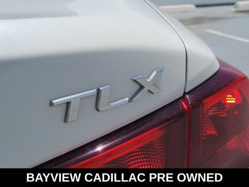 Used 2017 Acura TLX V6 FWD image 11