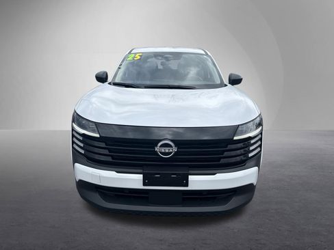 Used 2025 Nissan Kicks S AWD/4WD image 9