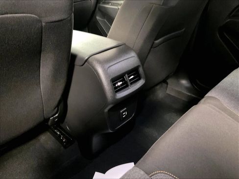 Used 2022 Chevrolet Equinox LT image 27