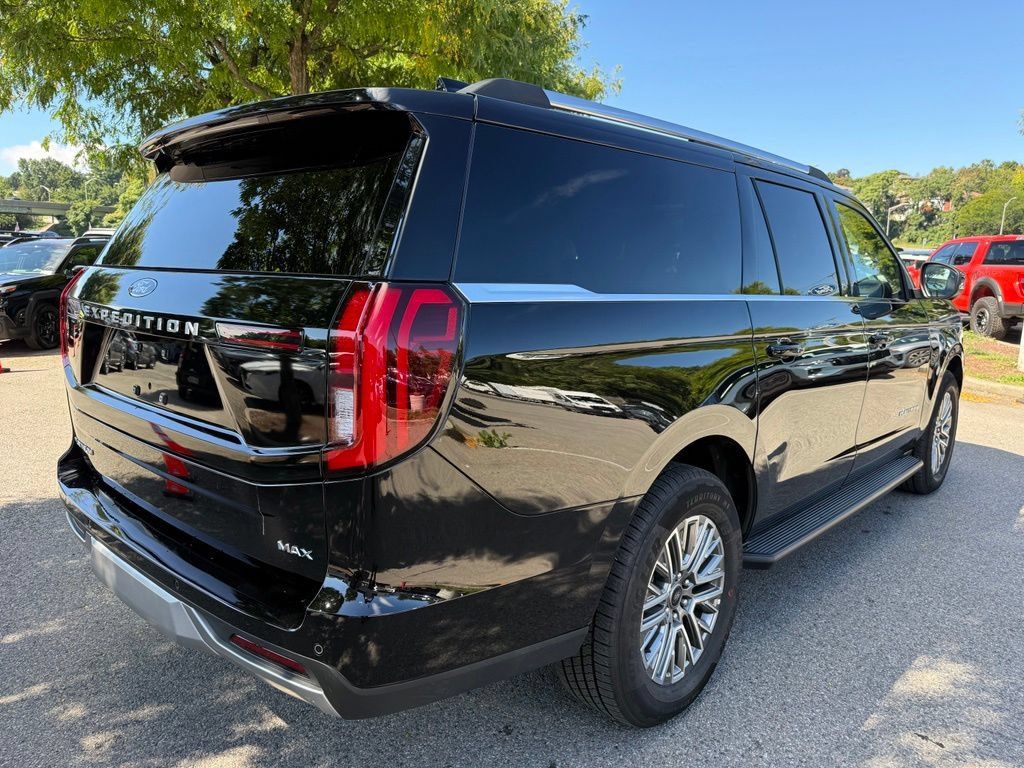Used 2026 Ford Expedition Max Platinum AWD/4WD image 8