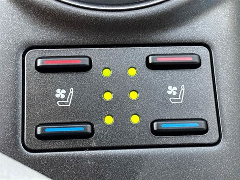 Used 2023 Toyota Camry XSE image 23