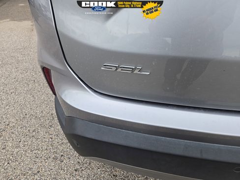 Used 2022 Ford Edge SEL w/ Convenience Package image 10