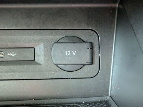 Used 2023 Volkswagen Atlas SE w/ Black Wheel Package FWD image 32