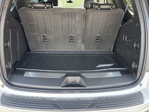 Used 2022 Chevrolet Tahoe High Country image 25