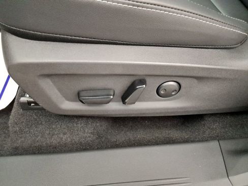 New 2025 Nissan Murano SV image 17