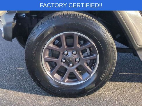 Certified 2021 Jeep Gladiator Overland w/ Popular Equipment Package image 10