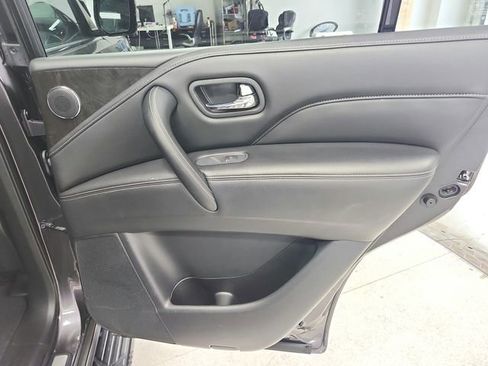 Used 2024 INFINITI QX80 Luxe image 44
