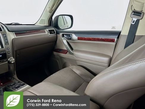 Used 2010 Lexus GX 460 Premium image 23