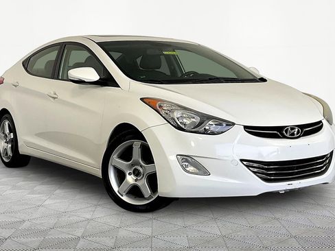 Used 2013 Hyundai Elantra Limited FWD image 3