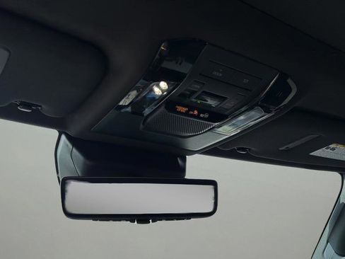 Used 2025 Lexus GX 550 w/ Accessory Package (Z1) image 29