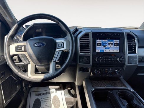 Used 2017 Ford F250 Lariat w/ Lariat Ultimate Package AWD/4WD image 6