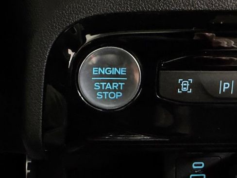 Certified 2023 Ford Escape ST-Line Elite w/ Premium Technology Package AWD/4WD image 30