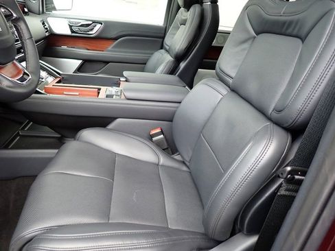 New 2024 Lincoln Navigator L Reserve image 15