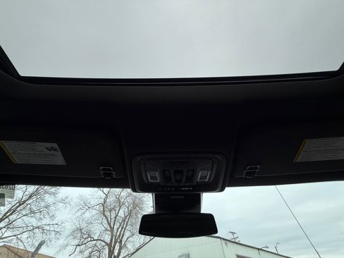 Used 2024 GMC Sierra 1500 Denali image 22