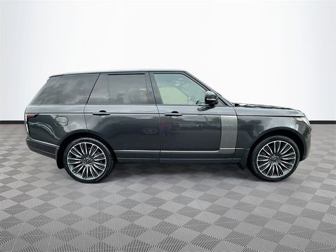 Used 2022 Land Rover Range Rover P525 Westminster Edition image 5