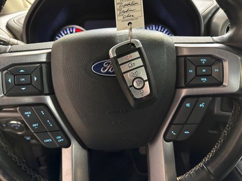 Used 2018 Ford Expedition Platinum image 98