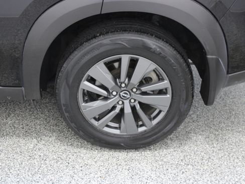 Used 2024 Nissan Pathfinder S FWD image 10