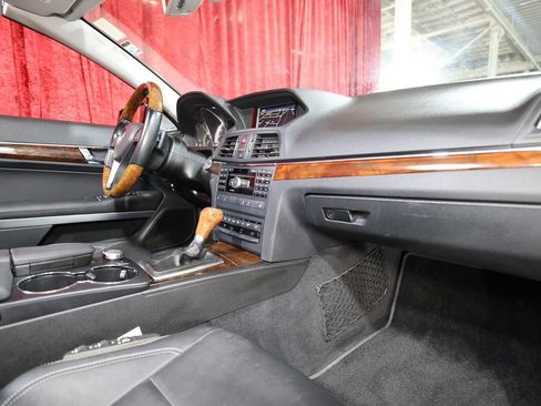 Used 2013 Mercedes-Benz E 350 Cabriolet image 24