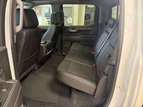 Used 2023 GMC Sierra 1500 Denali w/ Technology Package AWD/4WD image 32