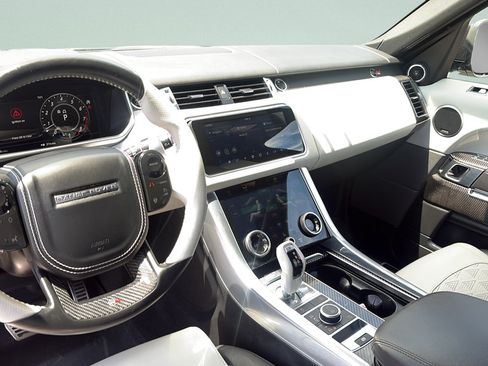Used 2022 Land Rover Range Rover Sport SVR Carbon Edition AWD/4WD image 14