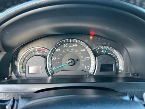 Used 2013 Toyota Camry SE FWD image 19