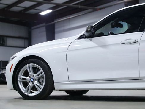 Used 2017 BMW 340i xDrive Sedan image 19