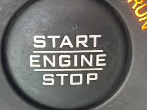 Used 2024 Jeep Wrangler High Altitude image 33