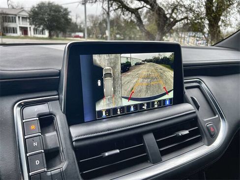 Used 2022 Chevrolet Tahoe Z71 w/ Z71 Off-Road Package image 14