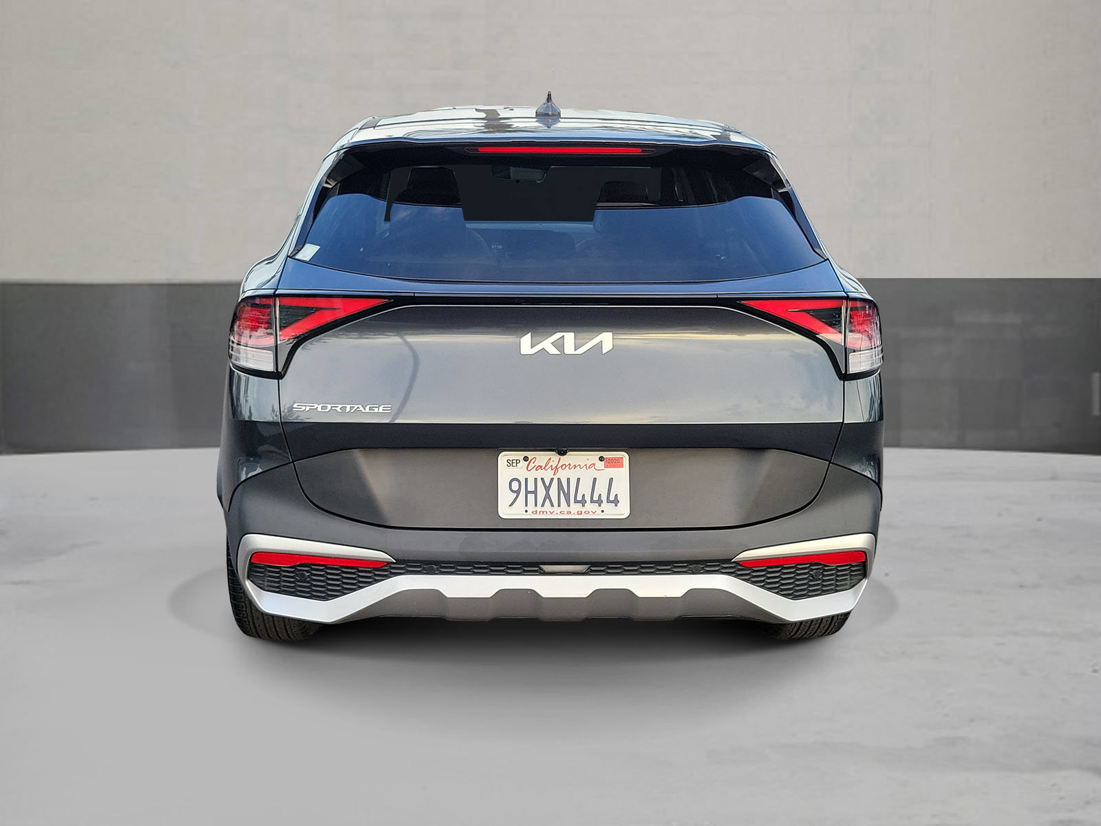 Used 2024 Kia Sportage EX FWD image 4