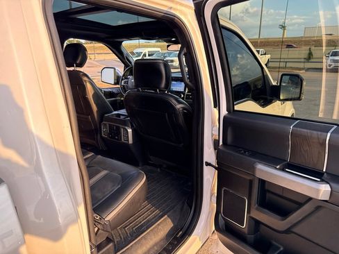 Used 2018 Ford F150 Platinum w/ Equipment Group 701A Luxury RWD image 12