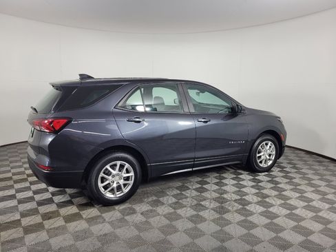 Used 2022 Chevrolet Equinox LS FWD image 10