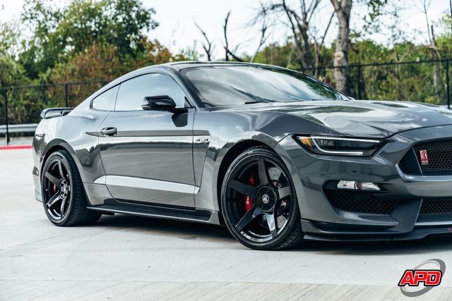 Used 2018 Ford Mustang Shelby GT350 w/ Convenience Package RWD image 44