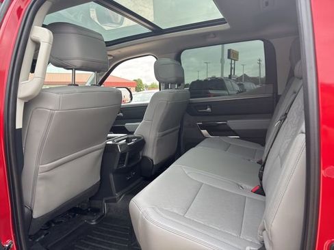 Used 2024 Toyota Tundra Limited AWD/4WD image 25