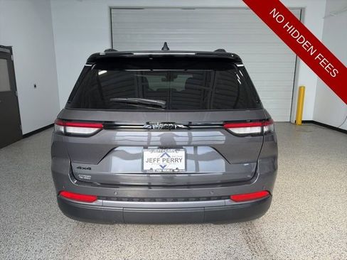 New 2026 Jeep Grand Cherokee Altitude AWD/4WD image 4