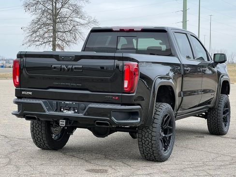 New 2026 GMC Sierra 1500 AT4 w/ Technology Package AWD/4WD image 59