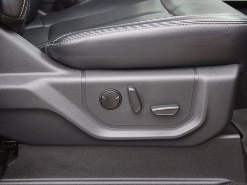 Used 2022 Ford F250 Lariat image 21