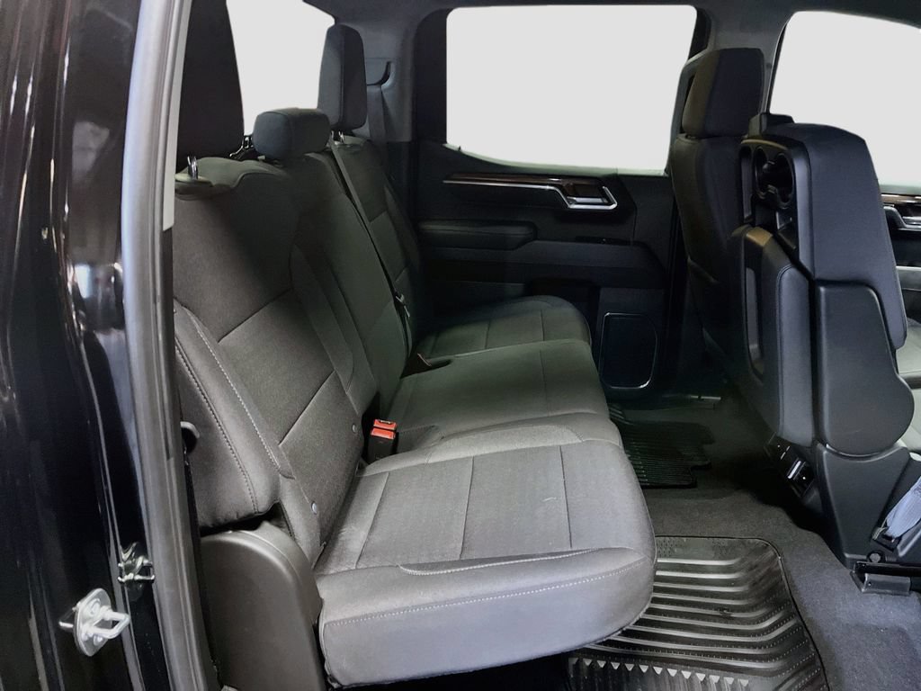 Used 2025 Chevrolet Silverado 1500 LT AWD/4WD image 27