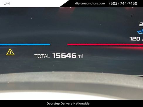 Used 2024 BMW M2 w/ Lighting Package image 32