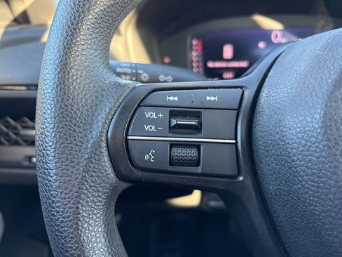 Certified 2023 Honda Accord EX image 24