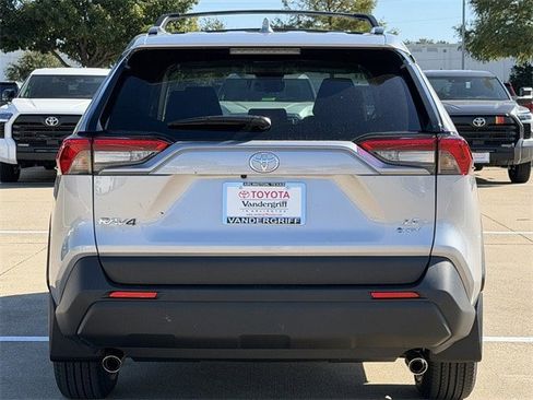 New 2025 Toyota RAV4 LE image 5