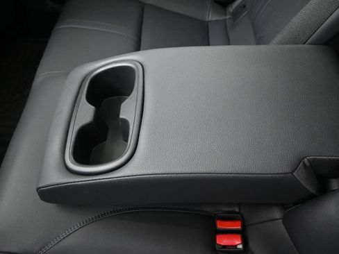 Used 2025 Toyota Camry XSE FWD image 17