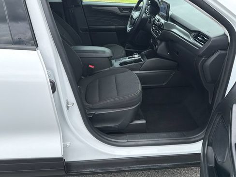 Used 2025 Ford Escape Active FWD image 13