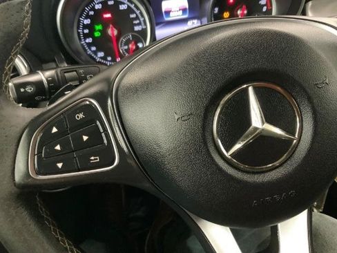 Used 2018 Mercedes-Benz GLA 250 4MATIC w/ Premium Package image 20