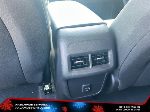 Used 2024 Chevrolet Equinox LT AWD/4WD image 26